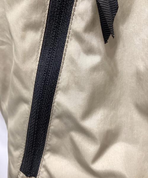 PWA（プア）PWA (プア) TWO FACE PUFFY JACKET ベージュ サイズ:Lの古着・服飾アイテム