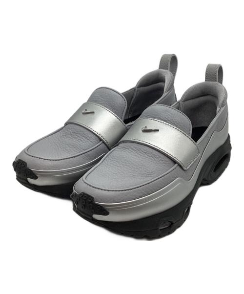 NIKE（ナイキ）NIKE (ナイキ) ウィメンズ エア マックス フェノメナ シルバー サイズ:22.5の古着・服飾アイテム