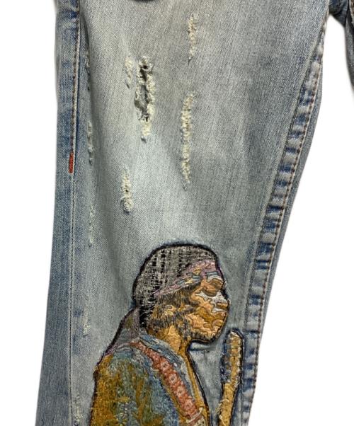 TRUE RELIGION（トゥルー レリジョン）TRUE RELIGION (トゥルー レリジョン) ワッペン装飾ブーツカットデニムパンツ インディゴ サイズ:W28の古着・服飾アイテム