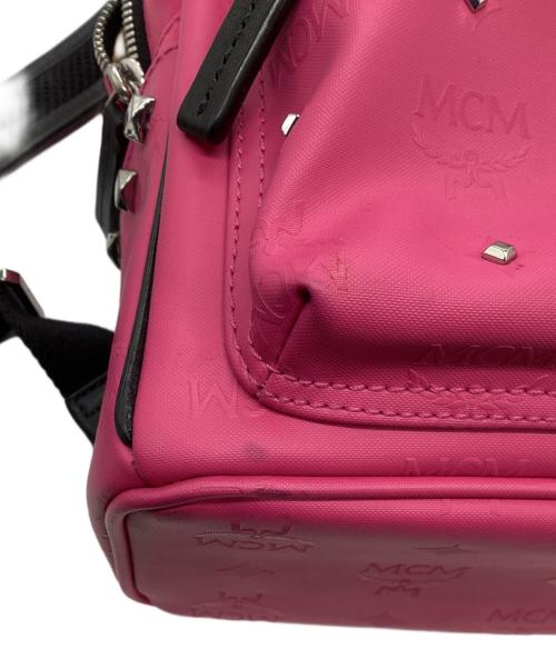 MCM（エムシーエム）MCM (エムシーエム) スタッズリュック ピンクの古着・服飾アイテム