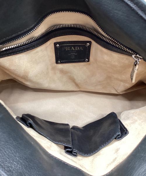 PRADA（プラダ）PRADA (プラダ) スタッズ 迷彩 ハンドバッグ グリーンの古着・服飾アイテム