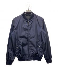 PRADA（プラダ）の古着「Re-Nylon PLATE LOGO BOMBER JACKET」｜ネイビー