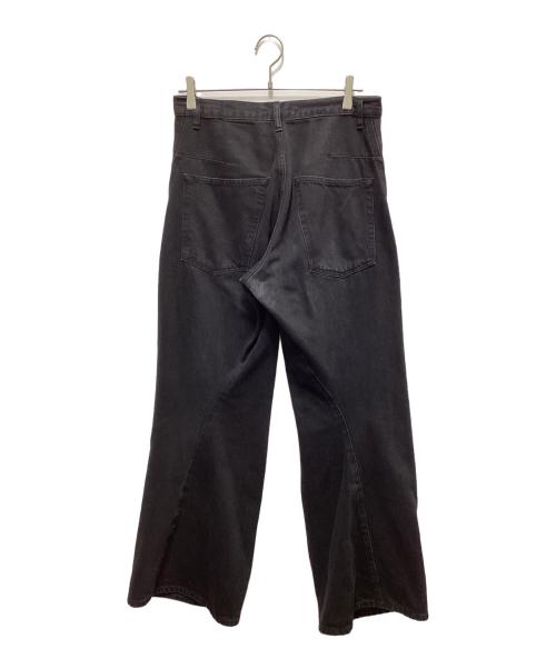 NVRFRGT（ネヴァーフォーゲット）NVRFRGT (ネヴァーフォーゲット) 3D Twisted Wide Leg Jeans ブラック サイズ:１の古着・服飾アイテム