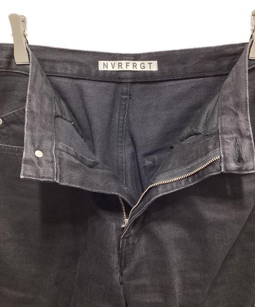 NVRFRGT（ネヴァーフォーゲット）NVRFRGT (ネヴァーフォーゲット) 3D Twisted Wide Leg Jeans ブラック サイズ:１の古着・服飾アイテム