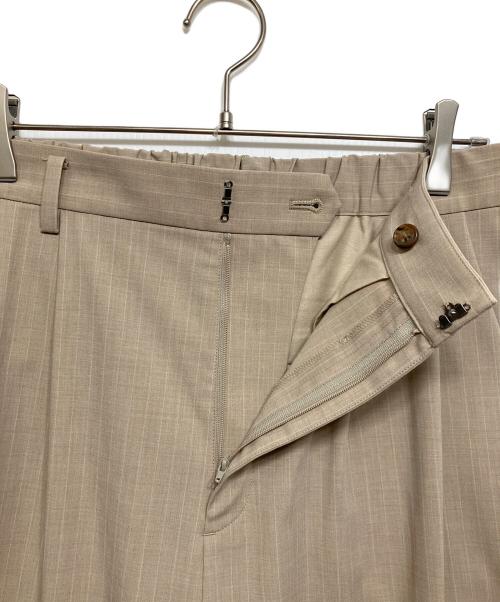 journal standard luxe（ジャーナルスタンダード ラックス）journal standard luxe (ジャーナルスタンダード ラックス) ストライプワイドパンツ ベージュ サイズ:38の古着・服飾アイテム