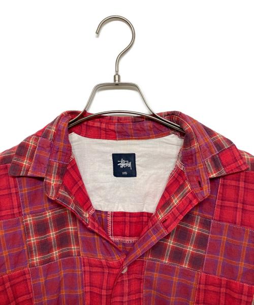 stussy（ステューシー）stussy (ステューシー) S/Sパッチワーク チェックシャツ レッド サイズ:Sの古着・服飾アイテム
