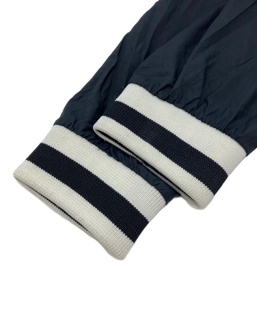 maison kitsune（メゾンキツネ）MAISON KITSUNE (メゾンキツネ) ナイロントラックジャケット ネイビー サイズ:Sの古着・服飾アイテム