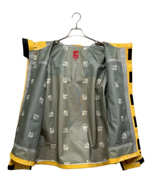 THE NORTH FACE（ザ ノース フェイス）THE NORTH FACE (ザ ノース フェイス) Supreme (シュプリーム) Trompe Loeil Printed Taped Seam Shell Jacket イエロー サイズ:Lの古着・服飾アイテム