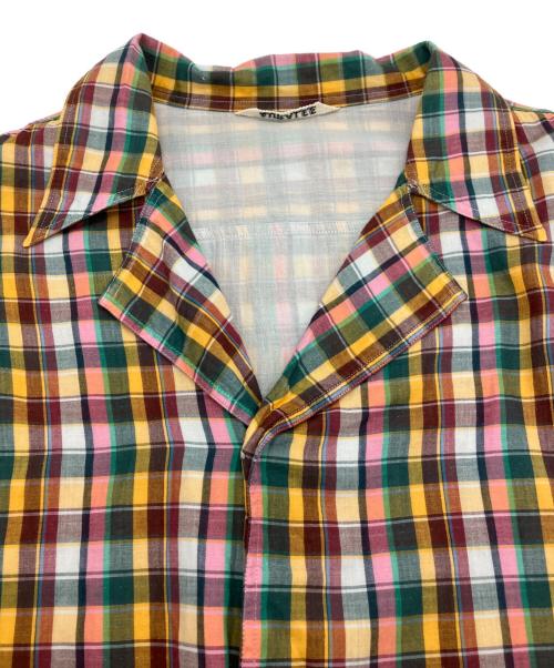 AURALEE（オーラリー）AURALEE (オーラリー) GIZA LIGHT WEIGHT DOUBLE-CLOTH P/O SHIRTS グリーン×ピンク サイズ:3の古着・服飾アイテム