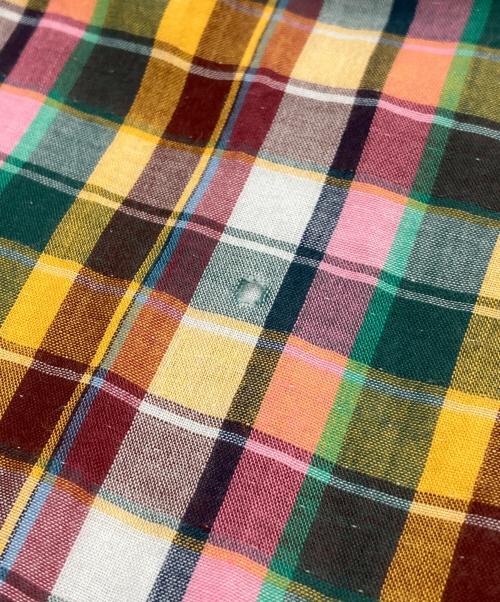 AURALEE（オーラリー）AURALEE (オーラリー) GIZA LIGHT WEIGHT DOUBLE-CLOTH P/O SHIRTS グリーン×ピンク サイズ:3の古着・服飾アイテム