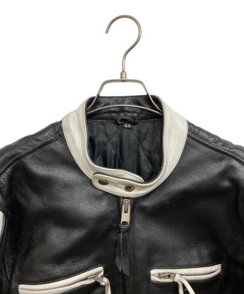 Freeclom（フリークロム）Freeclom (フリークロム) シングルライダースジャケット ブラック×ホワイト サイズ:44の古着・服飾アイテム