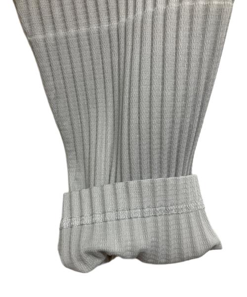 HOMME PLISSE ISSEY MIYAKE（オム プリッセ イッセイ ミヤケ）HOMME PLISSE ISSEY MIYAKE (オム プリッセ イッセイ ミヤケ) プリーツカーディガン グレー サイズ:2の古着・服飾アイテム