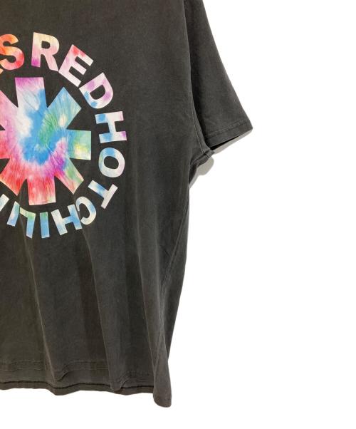 RED HOT CHILI PEPPERS（レッドホットチリペッパーズ）RED HOT CHILI PEPPERS (レッドホットチリペッパーズ) バンドTシャツ グレー サイズ:XLの古着・服飾アイテム