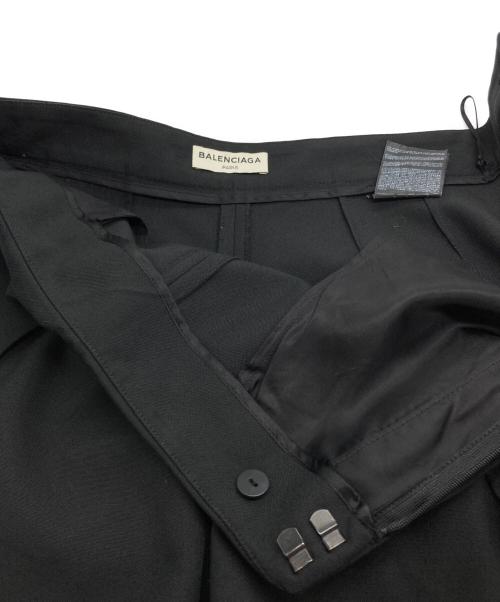 BALENCIAGA（バレンシアガ）BALENCIAGA (バレンシアガ) ショートパンツ ブラック サイズ:SIZE 36の古着・服飾アイテム