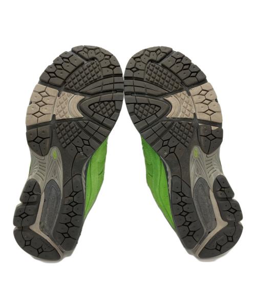 NEW BALANCE（ニューバランス）NEW BALANCE (ニューバランス) 2002Rローカットスニーカー グリーン サイズ:US8.5の古着・服飾アイテム