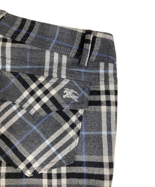 BURBERRY BLUE LABEL（バーバリー ブルー レーベル）BURBERRY BLUE LABEL (バーバリー ブルー レーベル) モヘヤ混チェックフレアパンツ グレー サイズ:38の古着・服飾アイテム