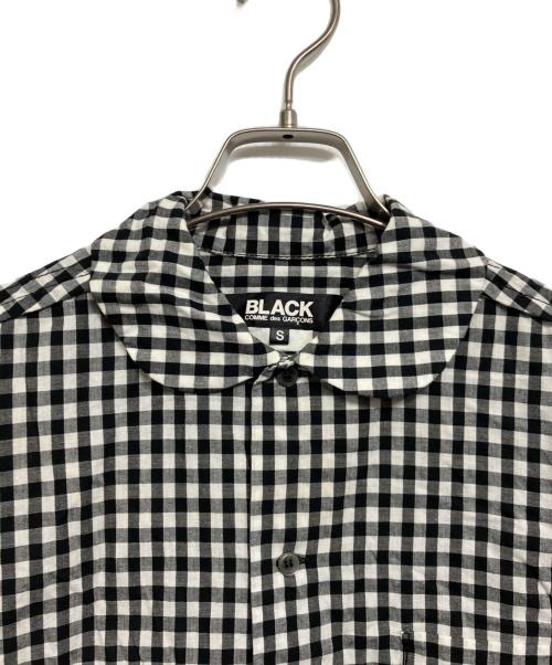 BLACK COMME des GARCONS（ブラックコムデギャルソン）BLACK COMME des GARCONS (ブラックコムデギャルソン) 丸襟ギンガムチェックシャツ ブラック×ホワイト サイズ:Sの古着・服飾アイテム