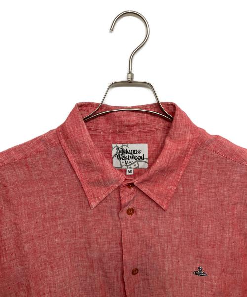 Vivienne Westwood man（ヴィヴィアン ウェストウッド マン）Vivienne Westwood man (ヴィヴィアン ウェストウッド マン) オーブ刺繍 S/Sリネンシャツ レッド サイズ:50の古着・服飾アイテム