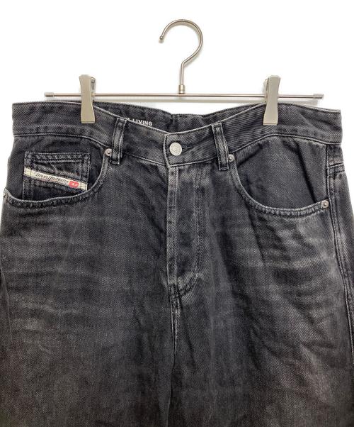DIESEL（ディーゼル）DIESEL (ディーゼル) D-RISE Relaxed Jeans ブラック サイズ:W30 L30の古着・服飾アイテム