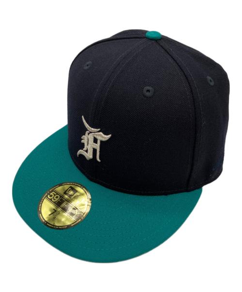 FOG ESSENTIALS（フィアオブゴッド エッセンシャル）FOG ESSENTIALS (フィアオブゴッド エッセンシャル) New Era (ニューエラ) MLB (エムエルビー) コラボキャップ ネイビー サイズ:7 1/4 未使用品の古着・服飾アイテム