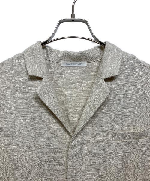 GALERIE VIE（ギャルリーヴィー）GALERIE VIE (ギャルリーヴィー) スムースリネン オープンカラージャンプスーツ ベージュ サイズ:Fの古着・服飾アイテム