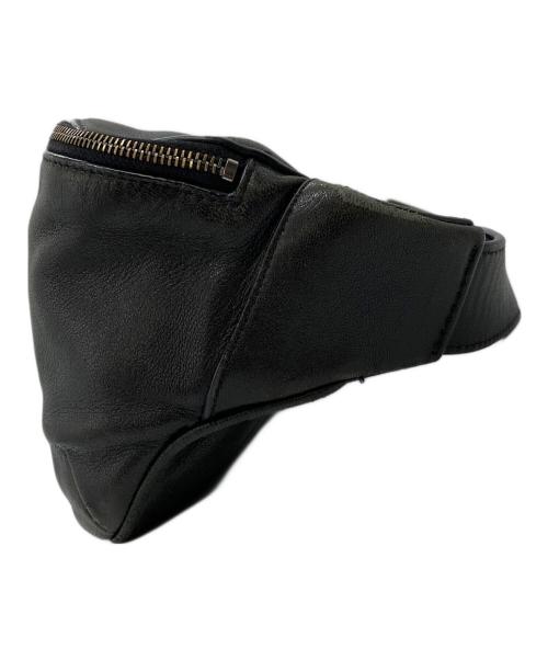 Saint Laurent Paris（サンローランパリ）Saint Laurent Paris (サンローランパリ) カサンドラ レザーボディバッグ ブラックの古着・服飾アイテム