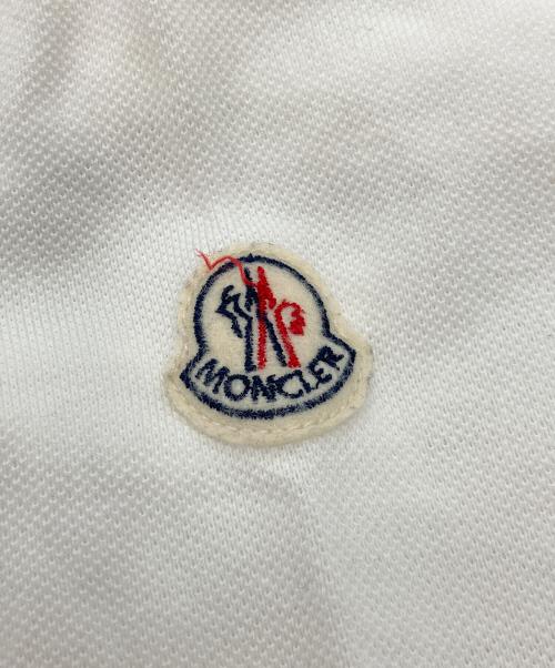 MONCLER（モンクレール）MONCLER (モンクレール) ポロシャツ ホワイト サイズ:XSの古着・服飾アイテム