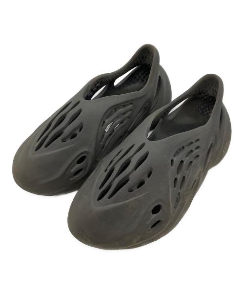 adidas（アディダス）adidas (アディダス) YEEZY FOAM RUNNER グレー サイズ:US9 / 27.5cmの古着・服飾アイテム