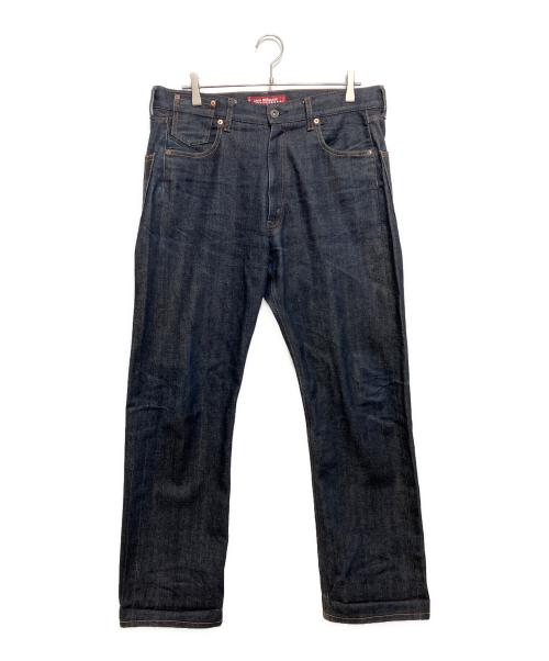 COMME des GARCONS JUNYA WATANABE MAN（コム デ ギャルソン ジュンヤ ワタナベ マン）COMME des GARCONS JUNYA WATANABE MAN (コム デ ギャルソン ジュンヤ ワタナベ マン) LEVI'S (リーバイス) 綿セルヴィッチ ビッグポケットデニムパンツ インディゴ サイズ:Lの古着・服飾アイテム