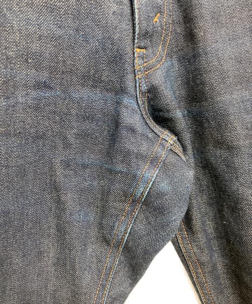 COMME des GARCONS JUNYA WATANABE MAN（コム デ ギャルソン ジュンヤ ワタナベ マン）COMME des GARCONS JUNYA WATANABE MAN (コム デ ギャルソン ジュンヤ ワタナベ マン) LEVI'S (リーバイス) 綿セルヴィッチ ビッグポケットデニムパンツ インディゴ サイズ:Lの古着・服飾アイテム