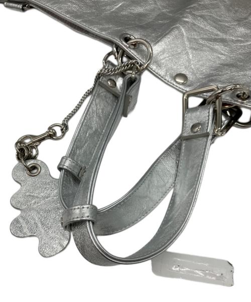 nori enomoto（ノリ エノモト）nori enomoto (ノリ エノモト) samedi soir / 2WAYバッグ シルバーの古着・服飾アイテム