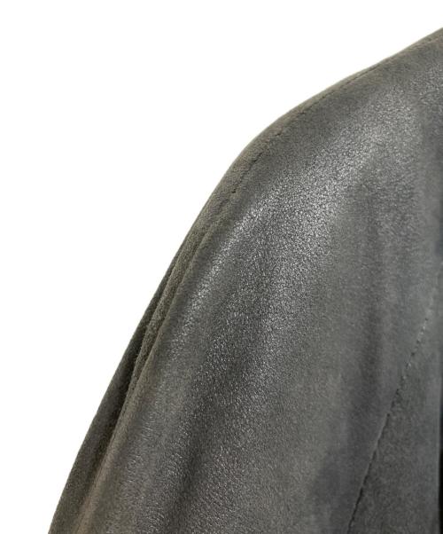 ARMANI COLLEZIONI（アルマーニ コレツィオーニ）ARMANI COLLEZIONI (アルマーニ コレツィオーニ) レザージャケット ネイビー サイズ:38の古着・服飾アイテム