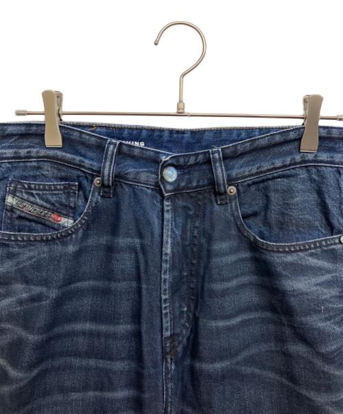 DIESEL（ディーゼル）DIESEL (ディーゼル) D-RISE ワイド バギーフィットデニムパンツ インディゴ サイズ:W26の古着・服飾アイテム