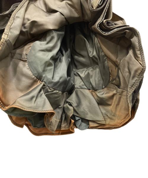 MONCLER（モンクレール）MONCLER (モンクレール) sacai (サカイ) SEORI 袖フリル ダウンジャケット グレー サイズ:2の古着・服飾アイテム