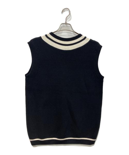 FRED PERRY（フレッドペリー）FRED PERRY (フレッドペリー) Striped Trim V-Neck Tank Vest ホワイト×ブラック サイズ:Mの古着・服飾アイテム