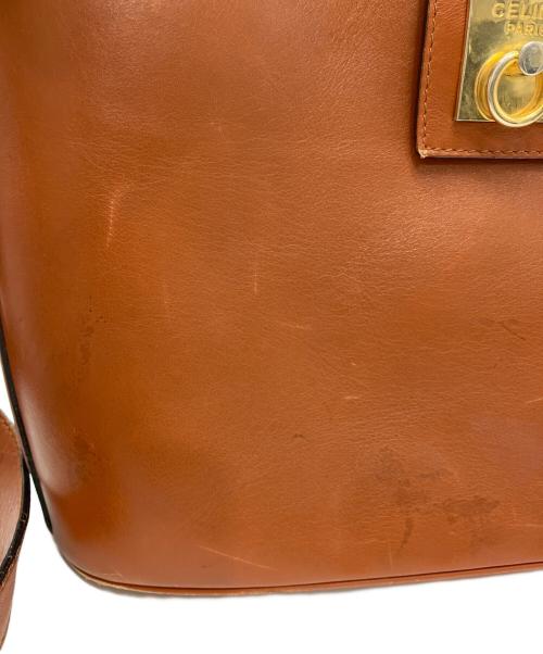 CELINE（セリーヌ）CELINE (セリーヌ) レザーショルダーバッグ ブラウンの古着・服飾アイテム