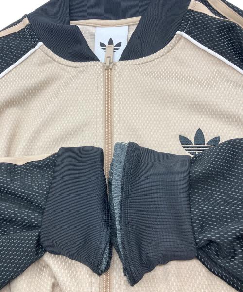 adidas（アディダス）adidas (アディダス) ルーズ メッシュ トラックトップ ベージュ サイズ:Lの古着・服飾アイテム