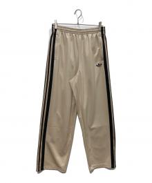 adidas（アディダス）の古着「ルーズ メッシュ トラックパンツ」｜ベージュ