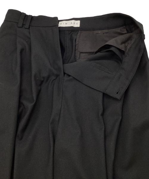 RIM.ARK（リムアーク）RIM.ARK (リムアーク) W tack wide slacks ブラック サイズ:36の古着・服飾アイテム