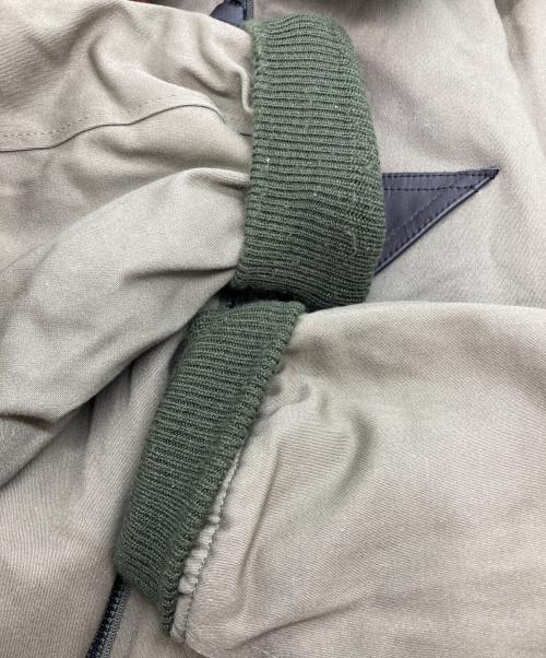 AVIREX（アヴィレックス）AVIREX (アヴィレックス) TYPE B-15A CUSTOM フライトジャケット　Sleepy-Time Gal  オリーブ サイズ:44の古着・服飾アイテム