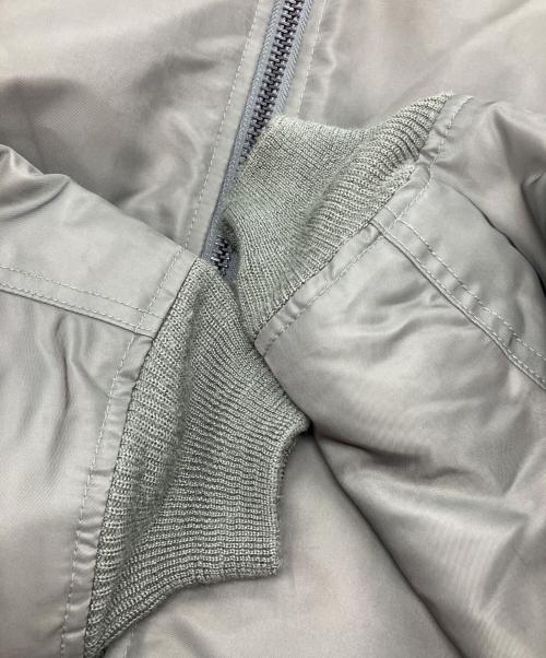 AVIREX（アヴィレックス）AVIREX (アヴィレックス) ピンナップガール フライトジャケット オリーブ サイズ:XLの古着・服飾アイテム