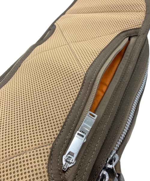 PORTER（ポーター）PORTER (ポーター) HEAT TYPE-C SLING SHOULDER BAG　680-17984 ベージュの古着・服飾アイテム
