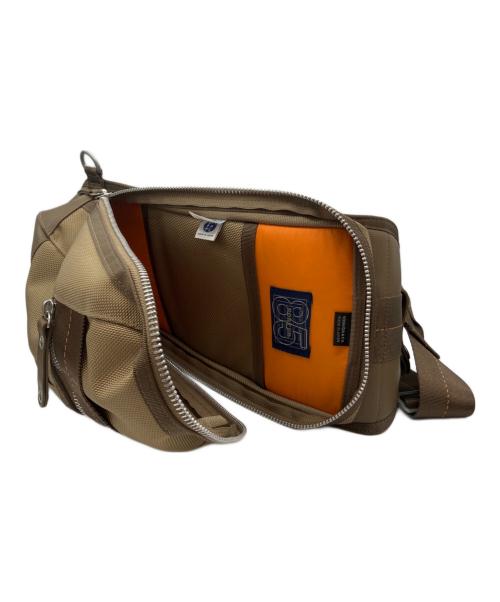 PORTER（ポーター）PORTER (ポーター) HEAT TYPE-C SLING SHOULDER BAG　680-17984 ベージュの古着・服飾アイテム