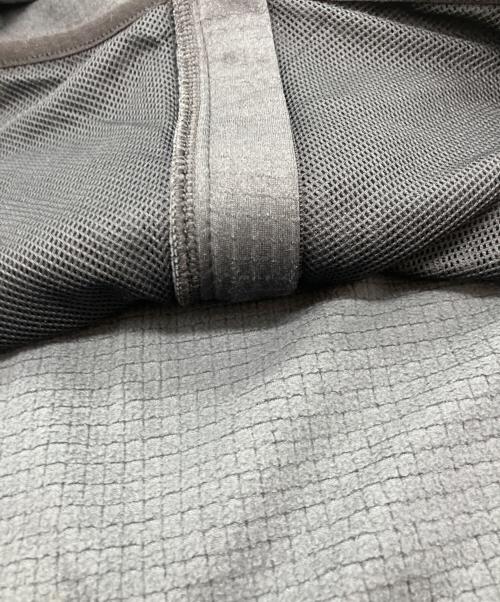 Columbia（コロンビア）Columbia (コロンビア) エッセンシャルハイクグリッドフリースフルジップ　AE3276 ブラック サイズ:Lの古着・服飾アイテム