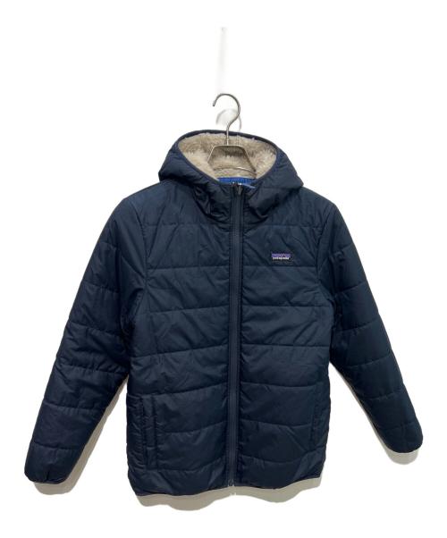 Patagonia（パタゴニア）Patagonia (パタゴニア) Kids Reversible Ready Freddy Hoody ホワイト×ネイビー サイズ:XLの古着・服飾アイテム