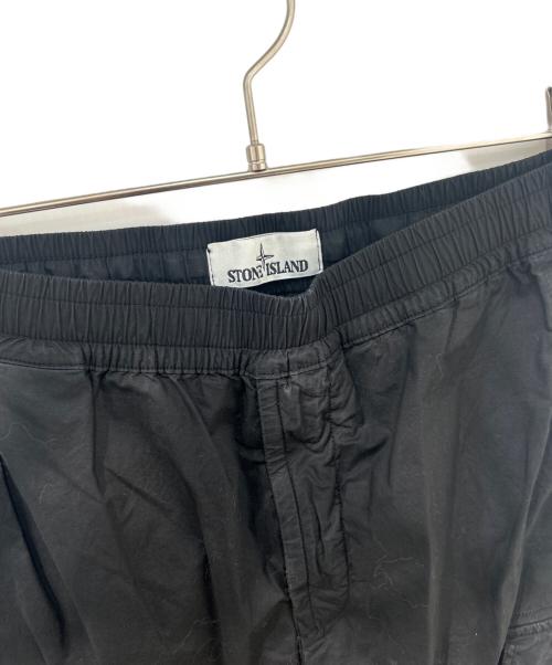 STONE ISLAND（ストーンアイランド）STONE ISLAND (ストーンアイランド) ガーメントダイコットンストレッチシャーリングテーパードリブカーゴパンツ　721531403 ブラック サイズ:W31の古着・服飾アイテム