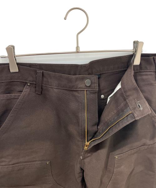 CarHartt（カーハート）CarHartt (カーハート) ダブルニーダックパンツ　B136 DKB ブラウン サイズ:32の古着・服飾アイテム