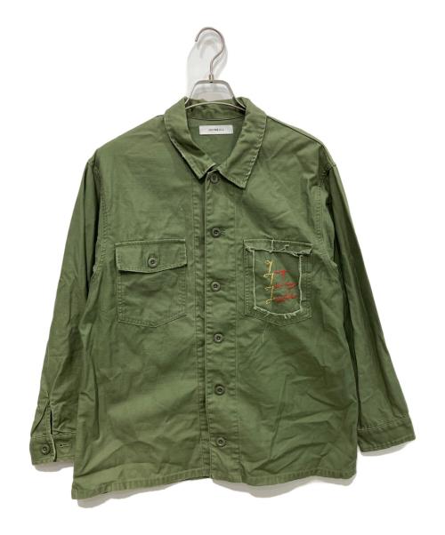 JOHNBULL（ジョンブル）Johnbull (ジョンブル) SAWAKO NINOMIYA (サワコ ニノミヤ) Genius Military shirt オリーブ サイズ:Freeの古着・服飾アイテム