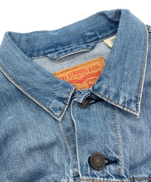 LEVI'S（リーバイス）LEVI'S (リーバイス) デニムトラッカージャケット インディゴ サイズ:Lの古着・服飾アイテム