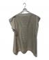 me ISSEY MIYAKE (ミーイッセイ ミヤケ) スクエアエンボス ノースリーブブラウス　MI61FT502 ベージュ サイズ:-：13000円